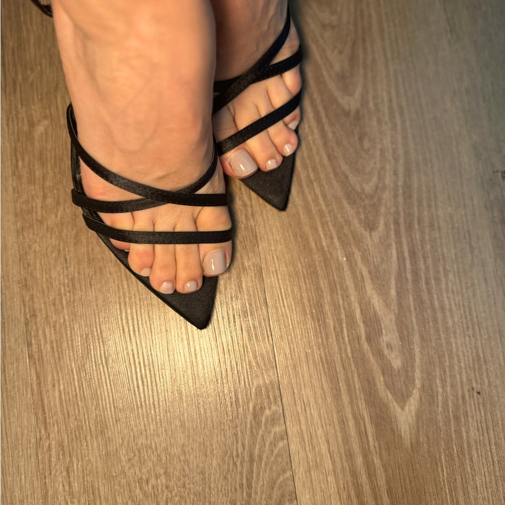 Beautiful, they are an elegance that will give that touch to your outfit